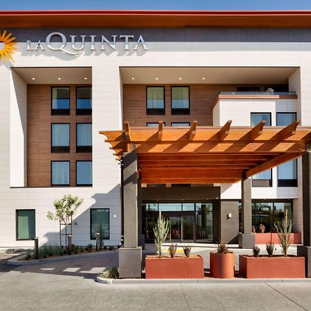 La Quinta Inn & Suites By Wyndham Santa Rosa Sonoma Bagian luar foto